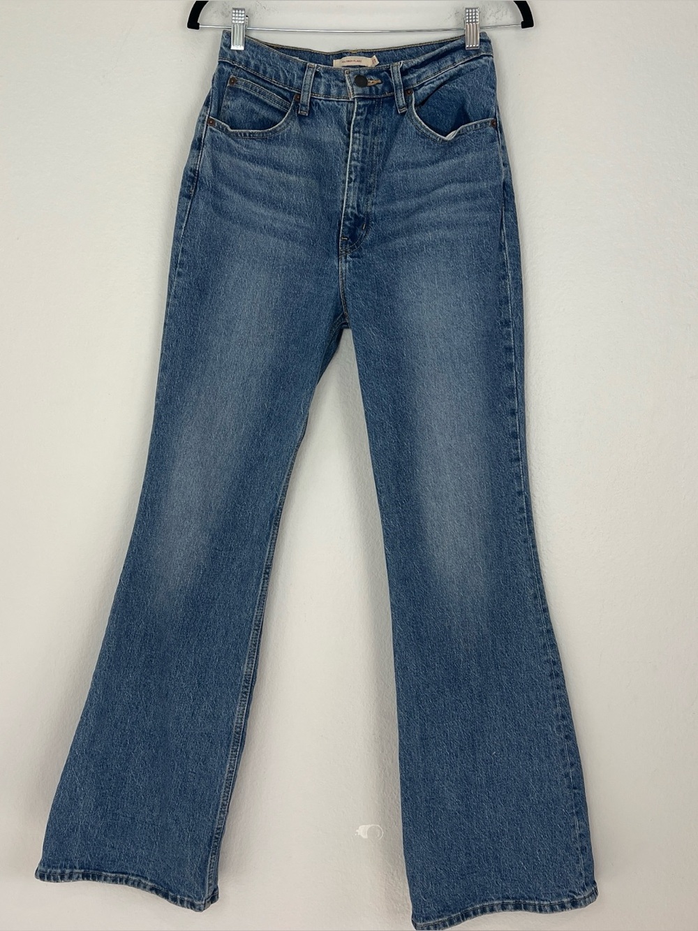 Levi’s 70s High Rise Flare Medium Wash Jeans Western 70s 27 - Picture 4 of 11